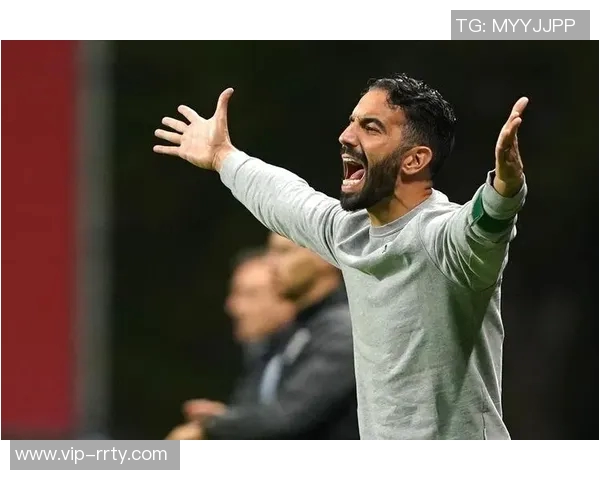 曼联连胜五场蓄发哥庆祝一周年晒视频展现不剪发的决心 曼联连胜五场蓄发哥庆祝一周年晒视频展现不剪发的决心