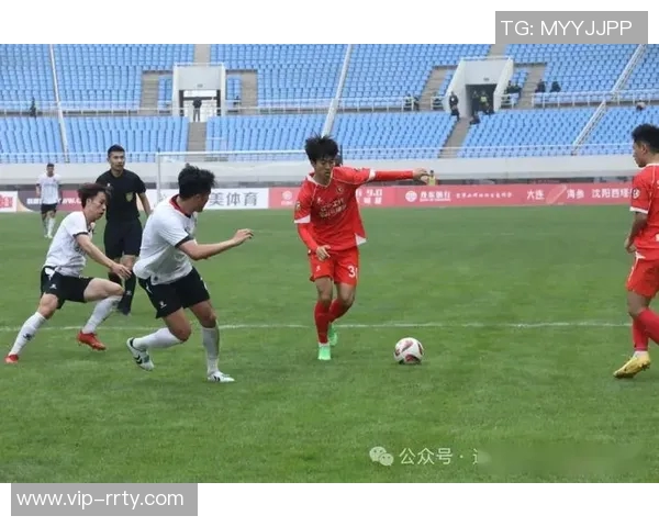 半场战报辽宁铁人与苏州东吴攻势平淡仅有1脚射正双方互交白卷 半场战报辽宁铁人与苏州东吴攻势平淡仅有1脚射正双方互交白卷