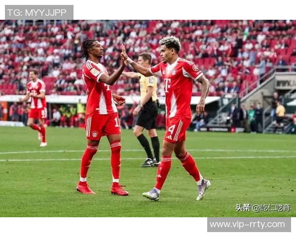 多家英超德甲球队争夺20岁奥格斯堡中场新星科穆尔 多家英超德甲球队争夺20岁奥格斯堡中场新星科穆尔