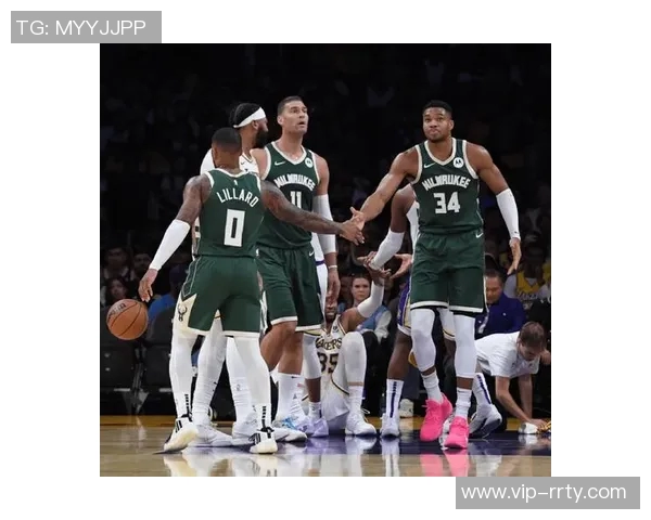 萨尔面对字母哥压力巨大10投5中贡献10分12篮板3助攻表现平平 萨尔面对字母哥压力巨大10投5中贡献10分12篮板3助攻表现平平