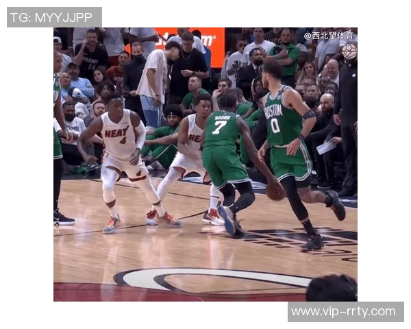 过去15年制造进攻犯规最多的十位球员洛瑞稳居榜首引发热议 过去15年制造进攻犯规最多的十位球员洛瑞稳居榜首引发热议