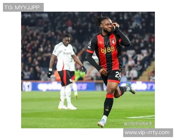 伯恩茅斯半场领先水晶宫2-0竟然在英超积分榜上高居第一 伯恩茅斯半场领先水晶宫2-0竟然在英超积分榜上高居第一