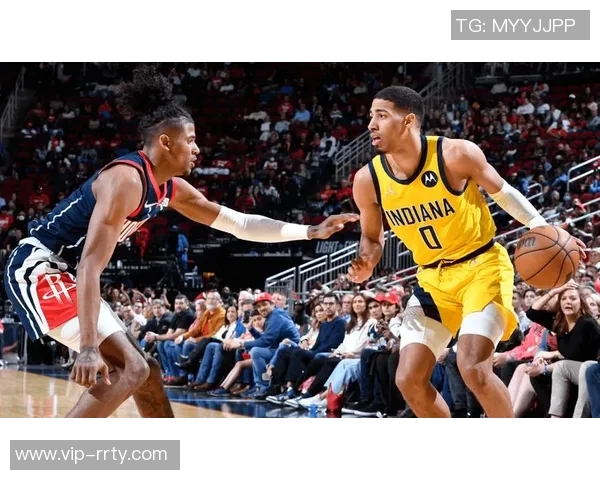 卡梅隆托马斯表现亮眼16分钟内贡献8分2板4助引关注 卡梅隆托马斯表现亮眼16分钟内贡献8分2板4助引关注