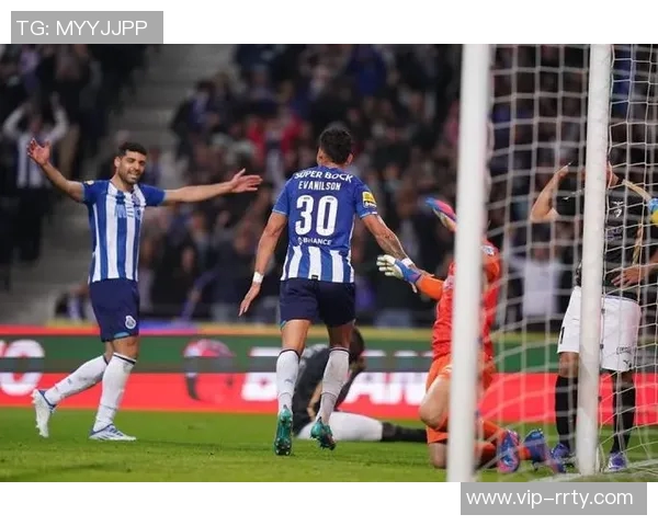 惨败塞维后库巴西发声:不必悲观要继续前行与改进团队表现 惨败塞维后库巴西发声:不必悲观要继续前行与改进团队表现