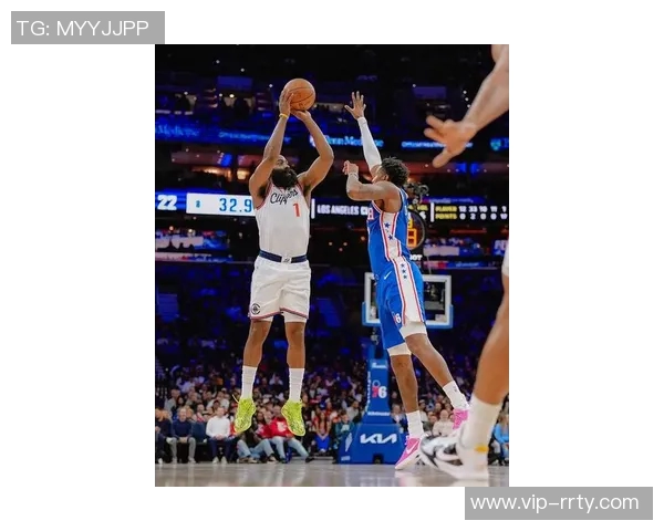 哈登谈绝平失误感慨瞬间决策重要性渴望连续三分追平比分