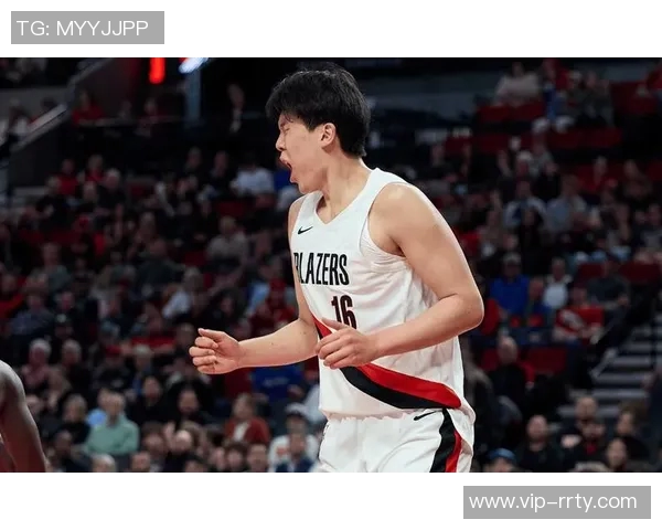 杨瀚森连续五场未获出场机会上次比赛已是十月份何时能重返赛场