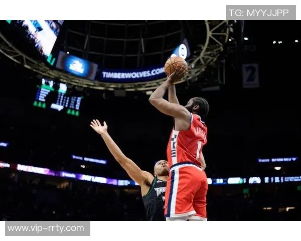 杜兰特称赞哈登适应能力强继续在新潮流中展现出色表现 杜兰特称赞哈登适应能力强继续在新潮流中展现出色表现